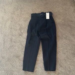 Trendy Zara Pants - Versatile and Comfortable